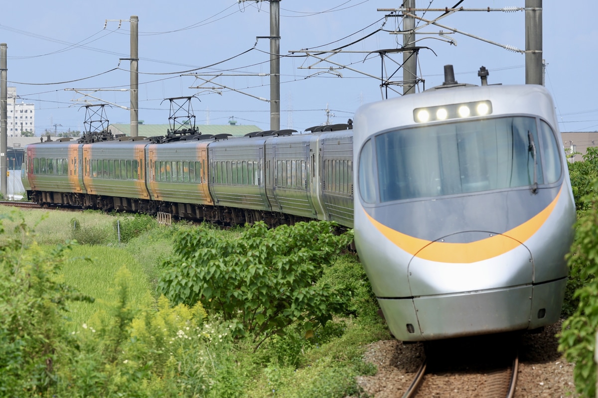 JR四国 松山運転所 8000系 L5編成