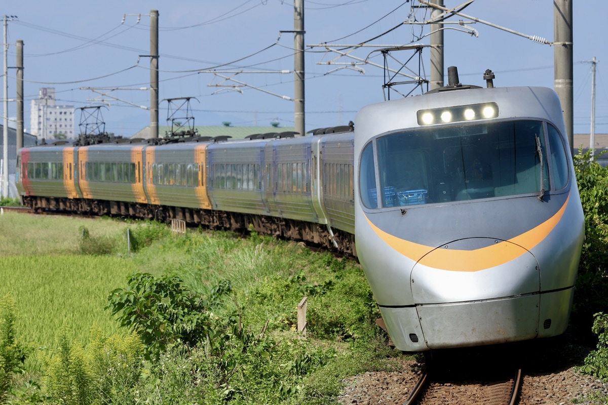 JR四国 松山運転所 8000系 L6編成