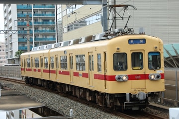 西日本鉄道600形608Fを西鉄千早駅で撮影した画像