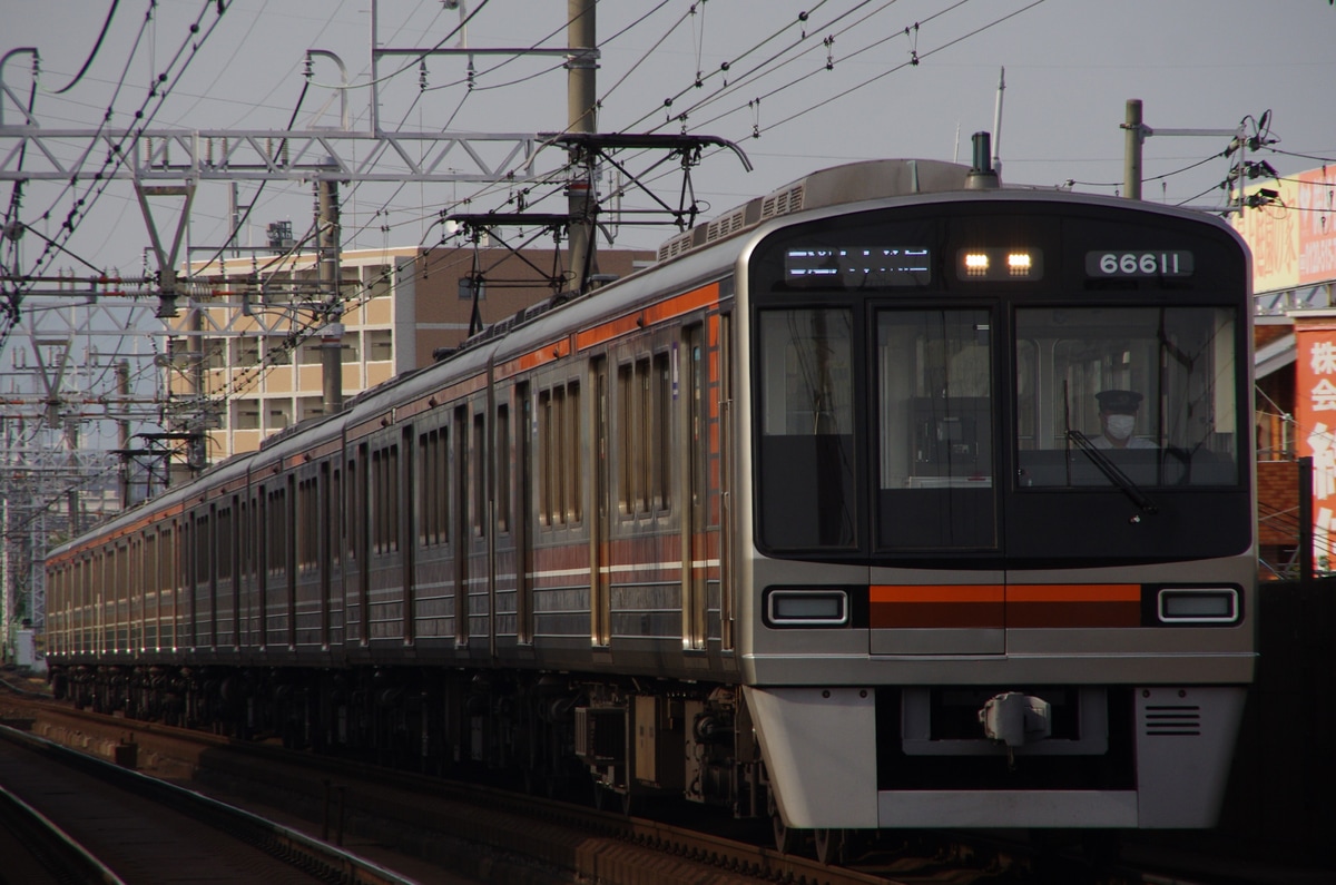 阪急電鉄 東吹田検車場 66系 66611F