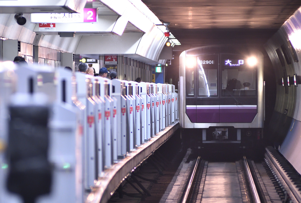 大阪市高速電気軌道 大日検車場 30000系 32601F