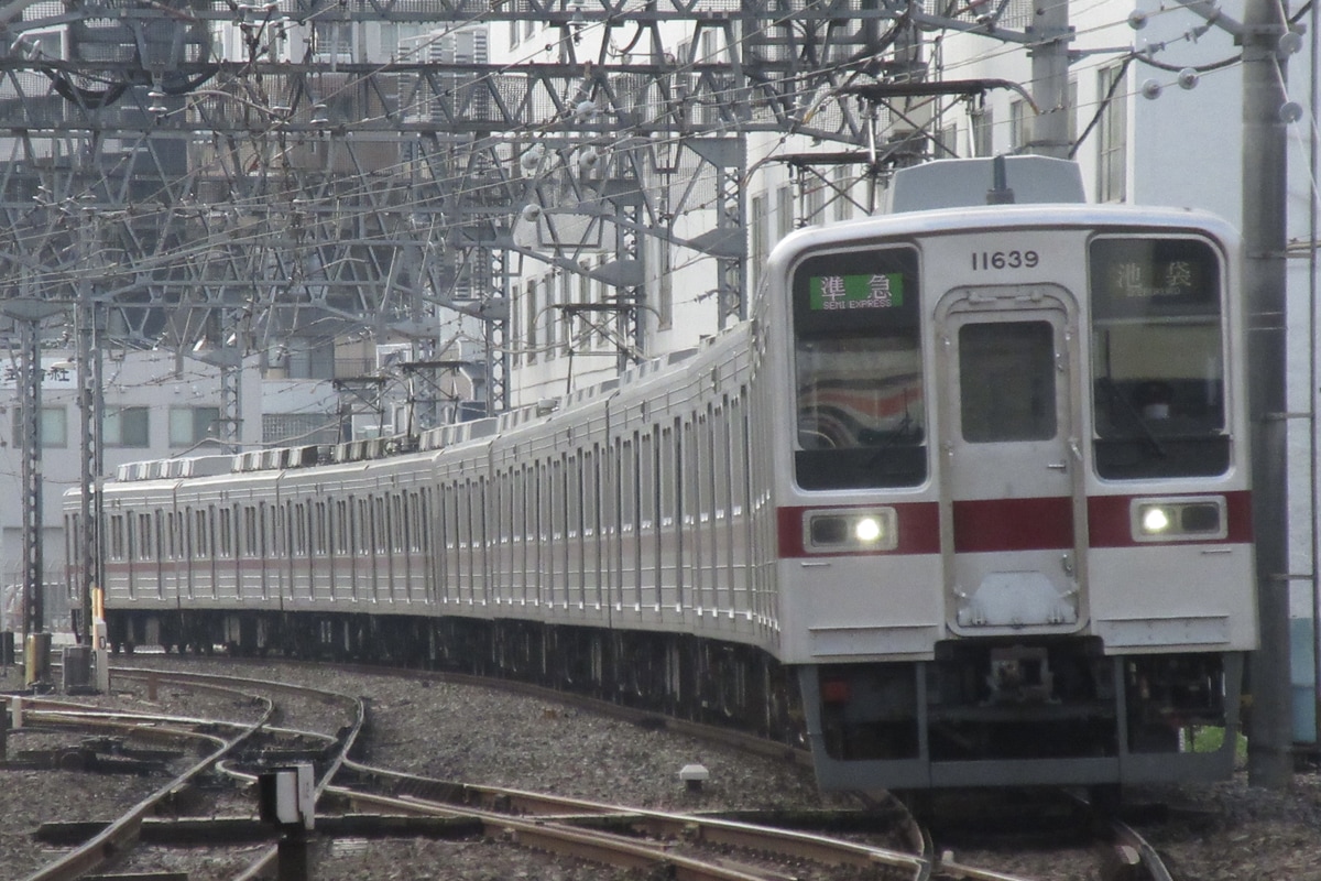 東武鉄道  10030型 11639F