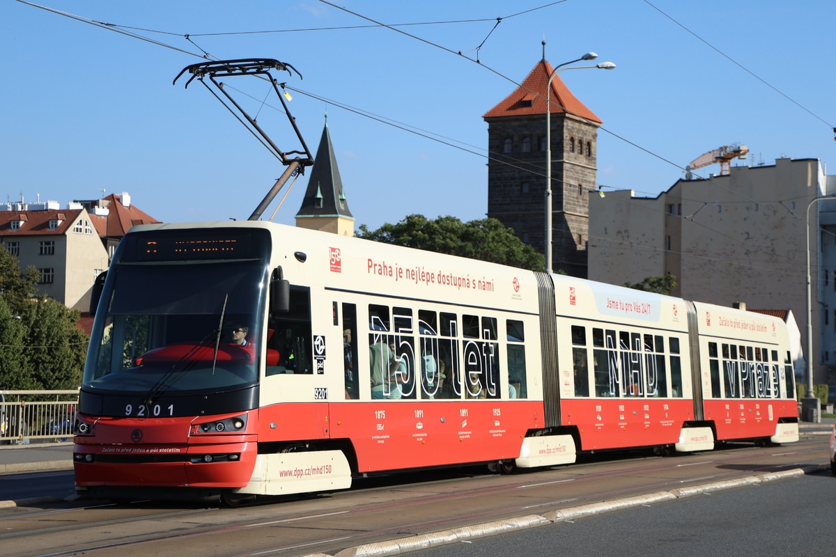 Dopravní podnik hl. m. Prahy Pankrác depot Škoda 15T0 ForCity Alfa Praha 9201