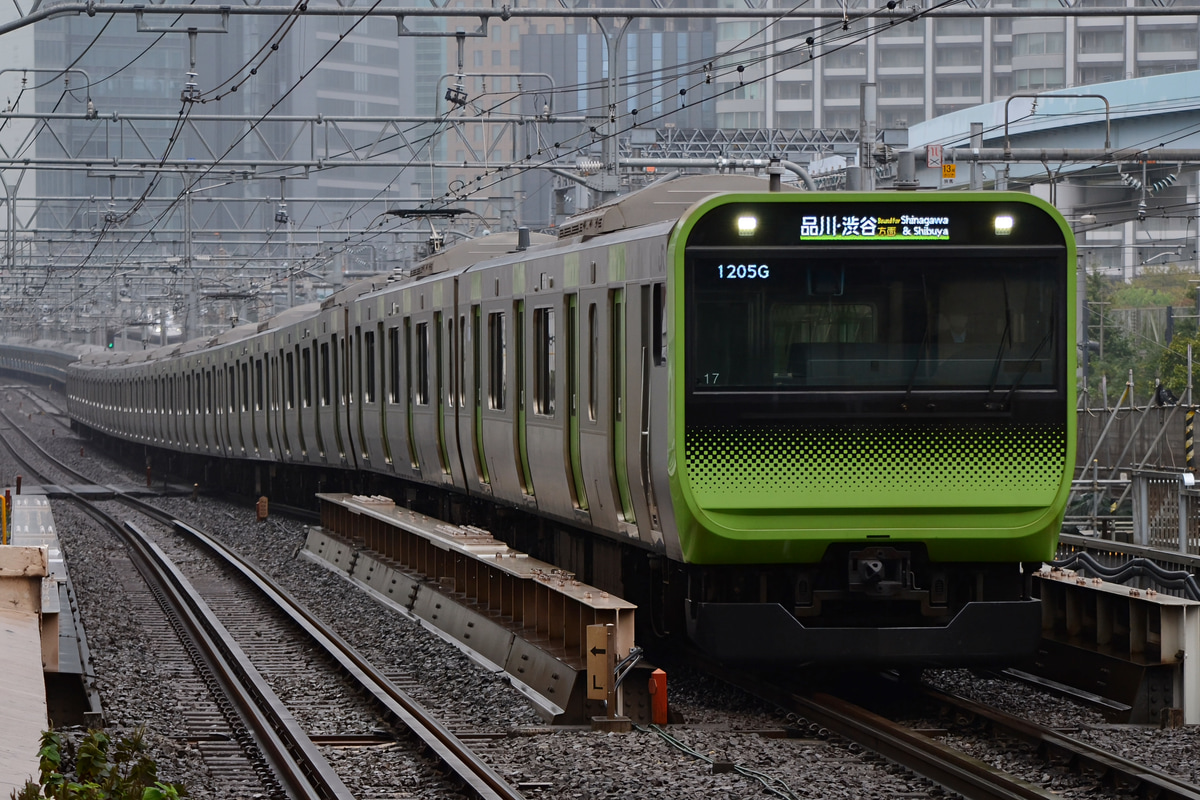 JR東日本 東京総合車両センター本区 E235系 トウ17編成