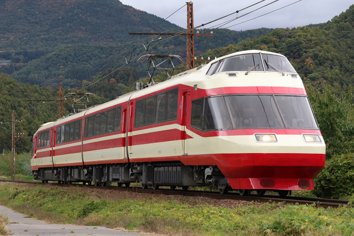 長野電鉄 須坂車両工場 1000系 S1編成