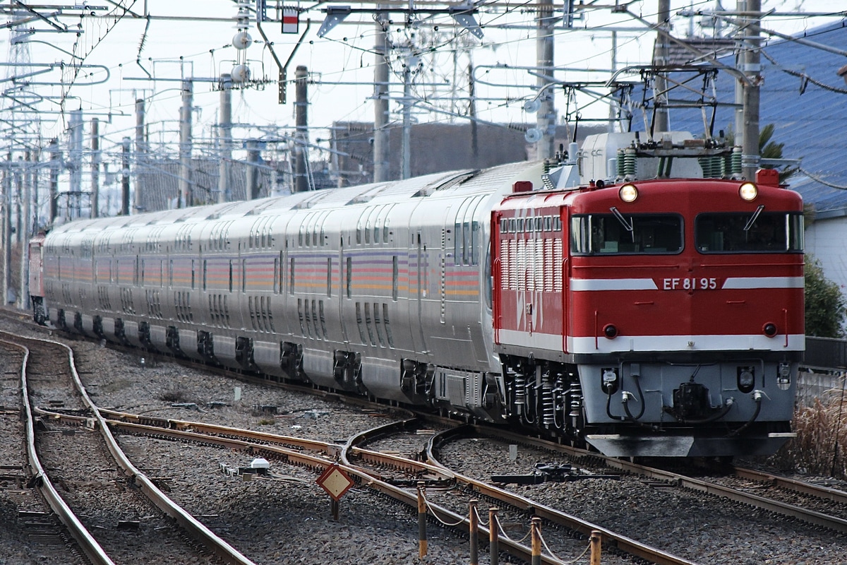 JR東日本 尾久車両センター EF81 95