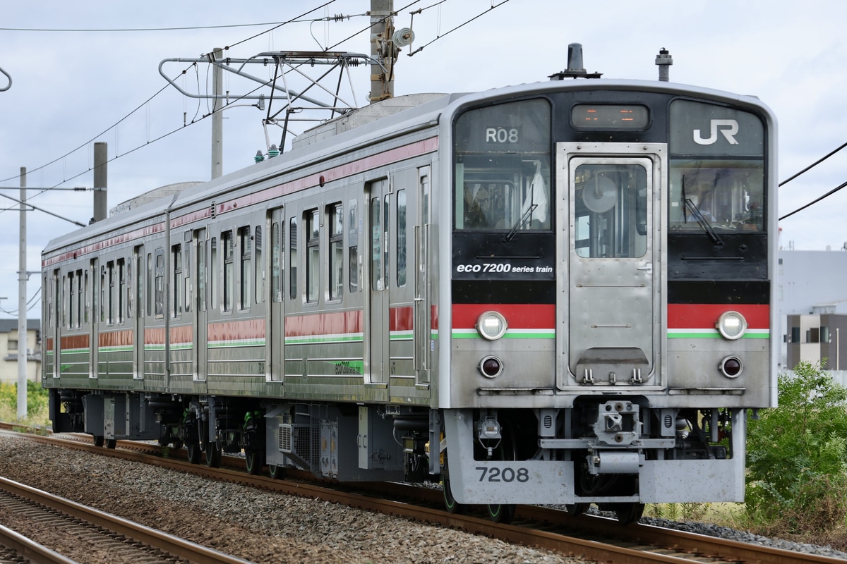 JR四国 高松運転所 7200系 R08編成