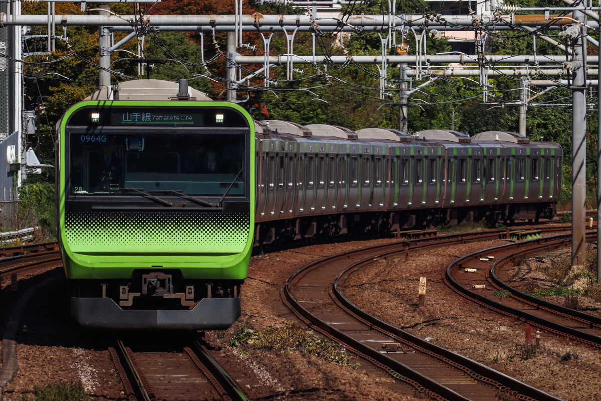 JR東日本  E235系 トウ28編成