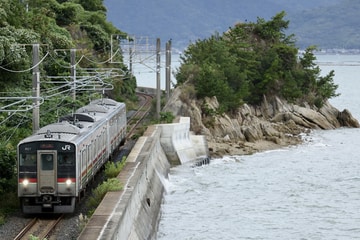 JR四国7200系R07編成を津島ノ宮～海岸寺間で撮影した画像