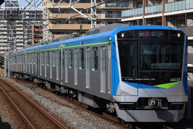 南栗橋車両管区七光台支所80000系81505Fを新船橋駅で撮影した写真