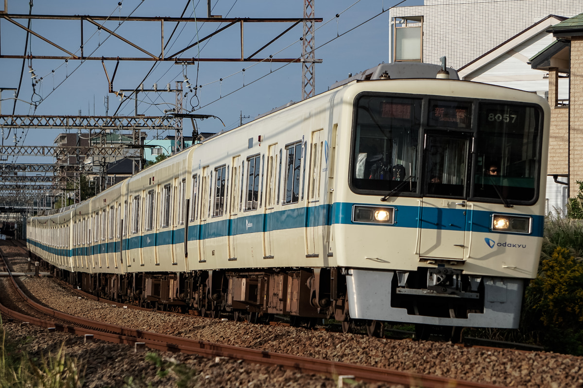 小田急電鉄  8000形 