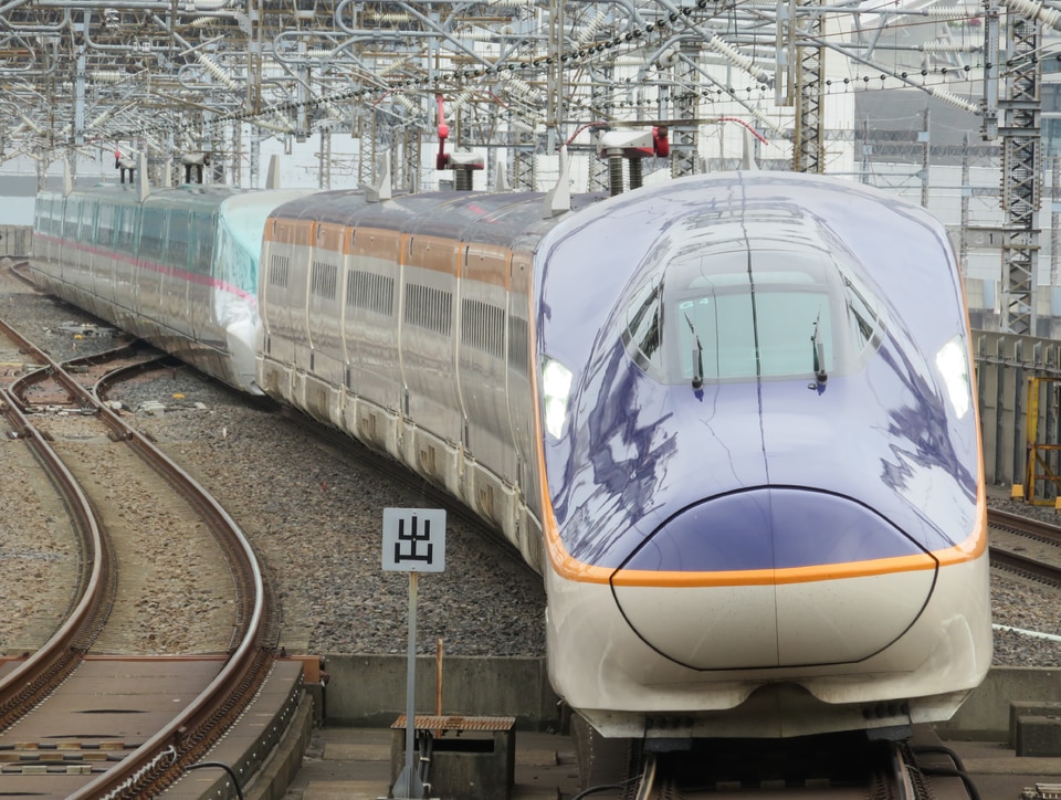 JR東EV-E801系G4編成の写真