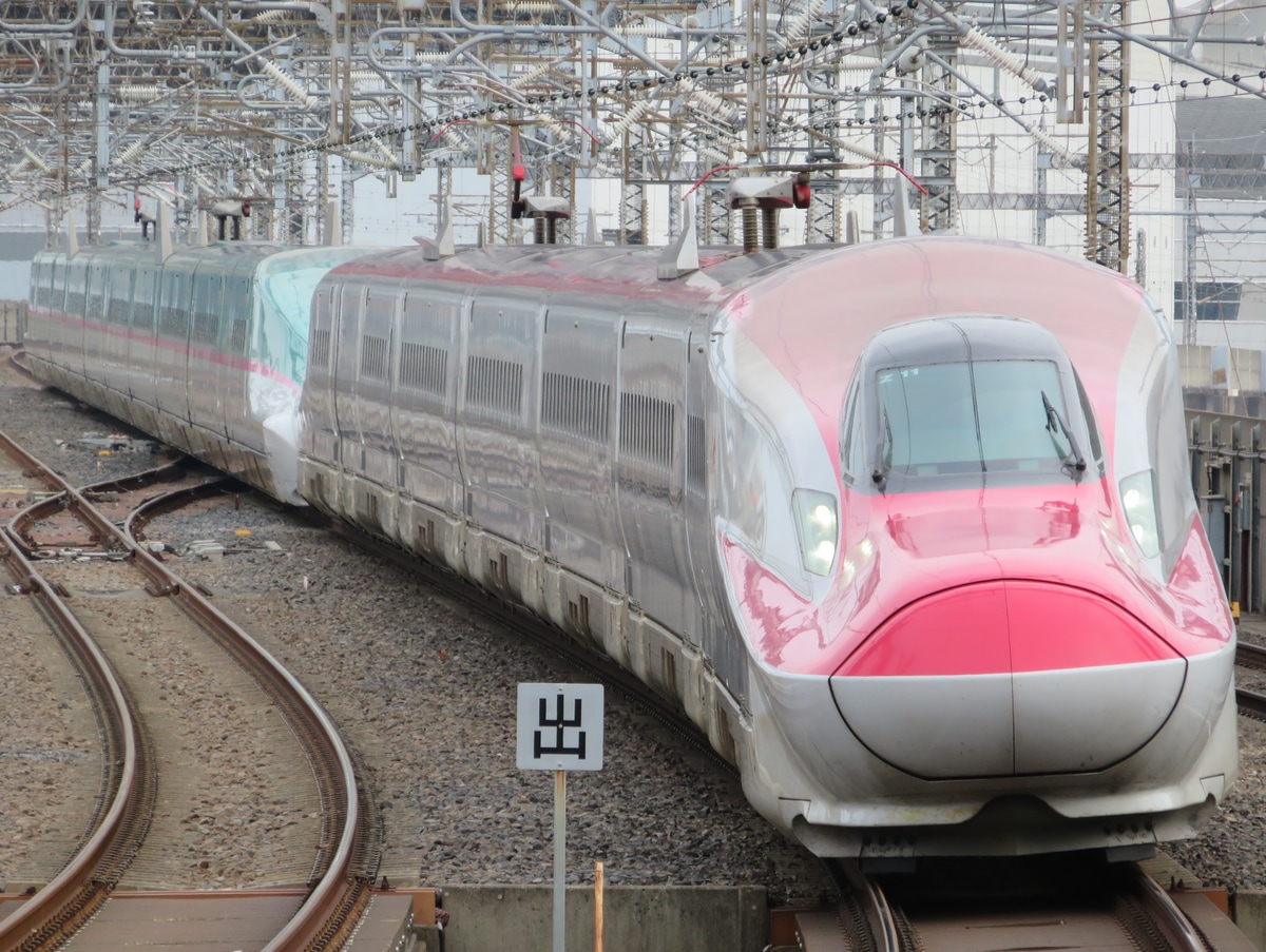 JR東日本 秋田新幹線車両センター E6系 Z11編成