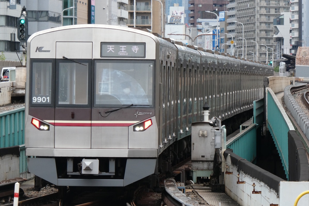 北大阪急行電鉄 桃山台車庫 9000系 9001F