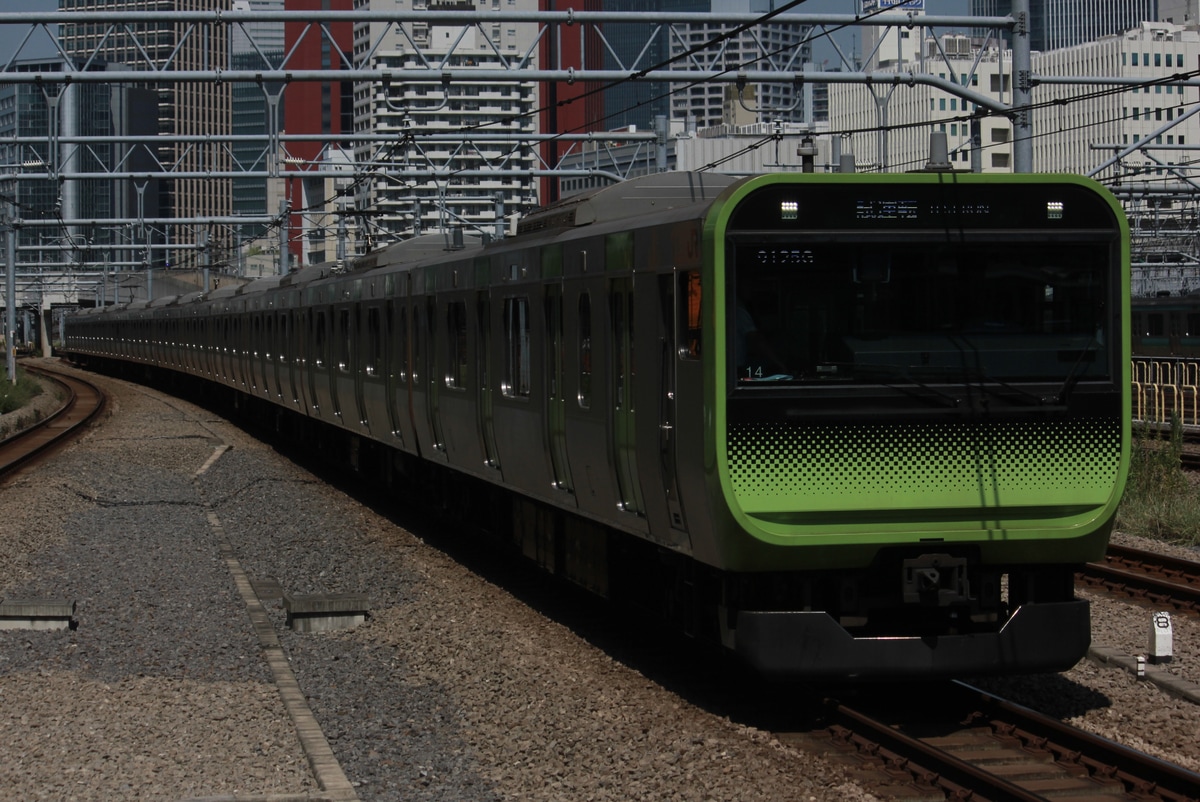 JR東日本 東京総合車両センター本区 E235系 トウ14編成