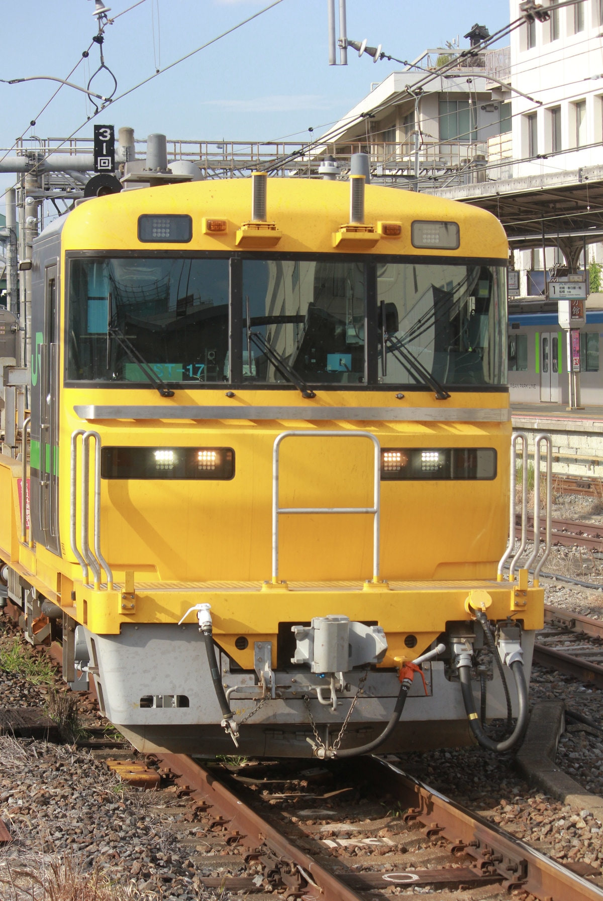 JR東日本 尾久車両センター キヤE195系 オクST-17編成