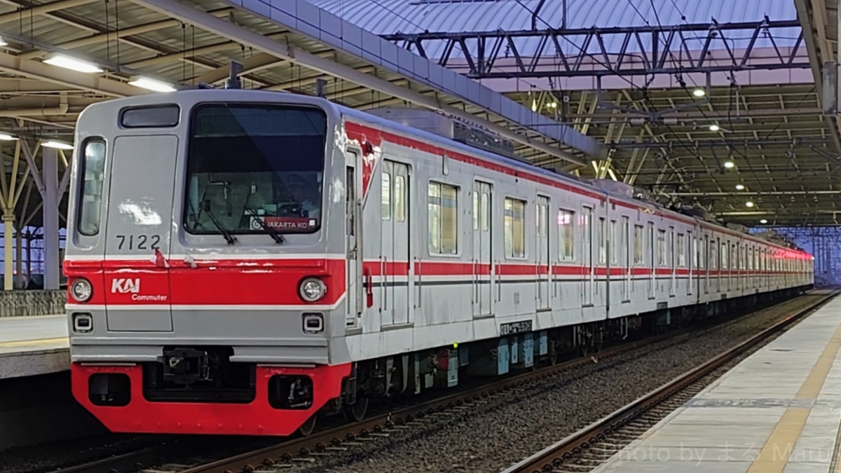 KAI Commuter Depo Depok Tokyo Metro seri 7000 7022