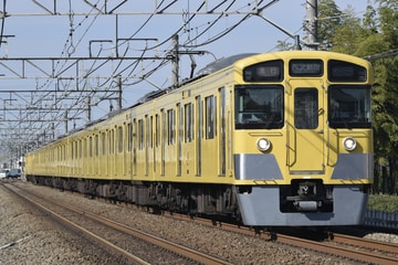 西武鉄道2000系2073Fを入曽～新所沢間で撮影した画像