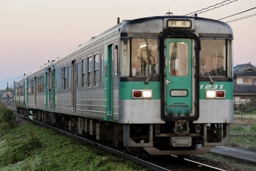 JR四国1200形1231を山瀬～学間で撮影した画像