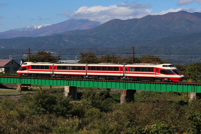 須坂車両工場1000系S1編成を信濃竹原～夜間瀬間で撮影した写真