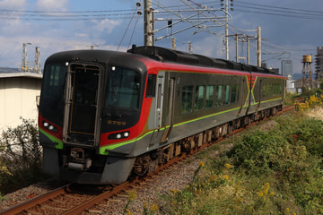 JR四国2700系2759号車を高松～香西間で撮影した画像