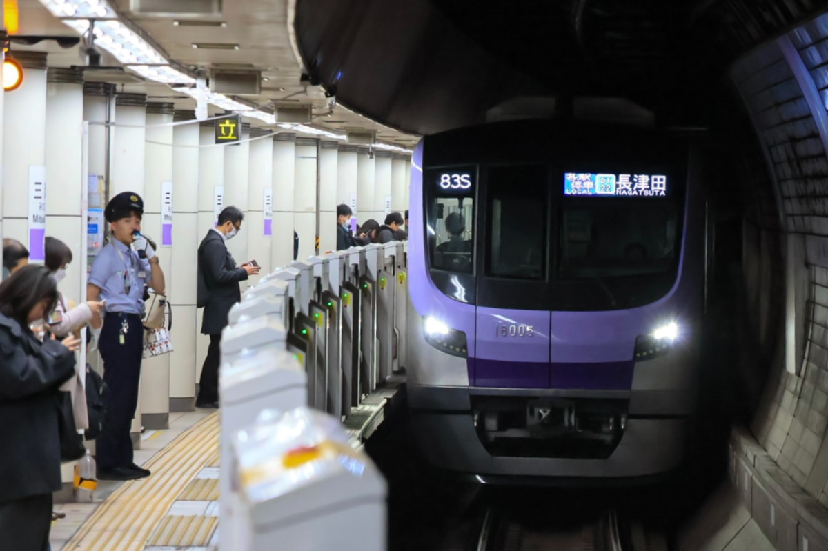 東京メトロ 鷺沼検車区 18000系 18105F