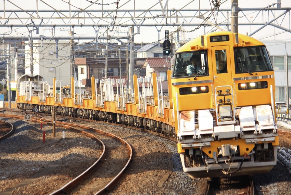 JR東キヤE195系LT-1編成の写真