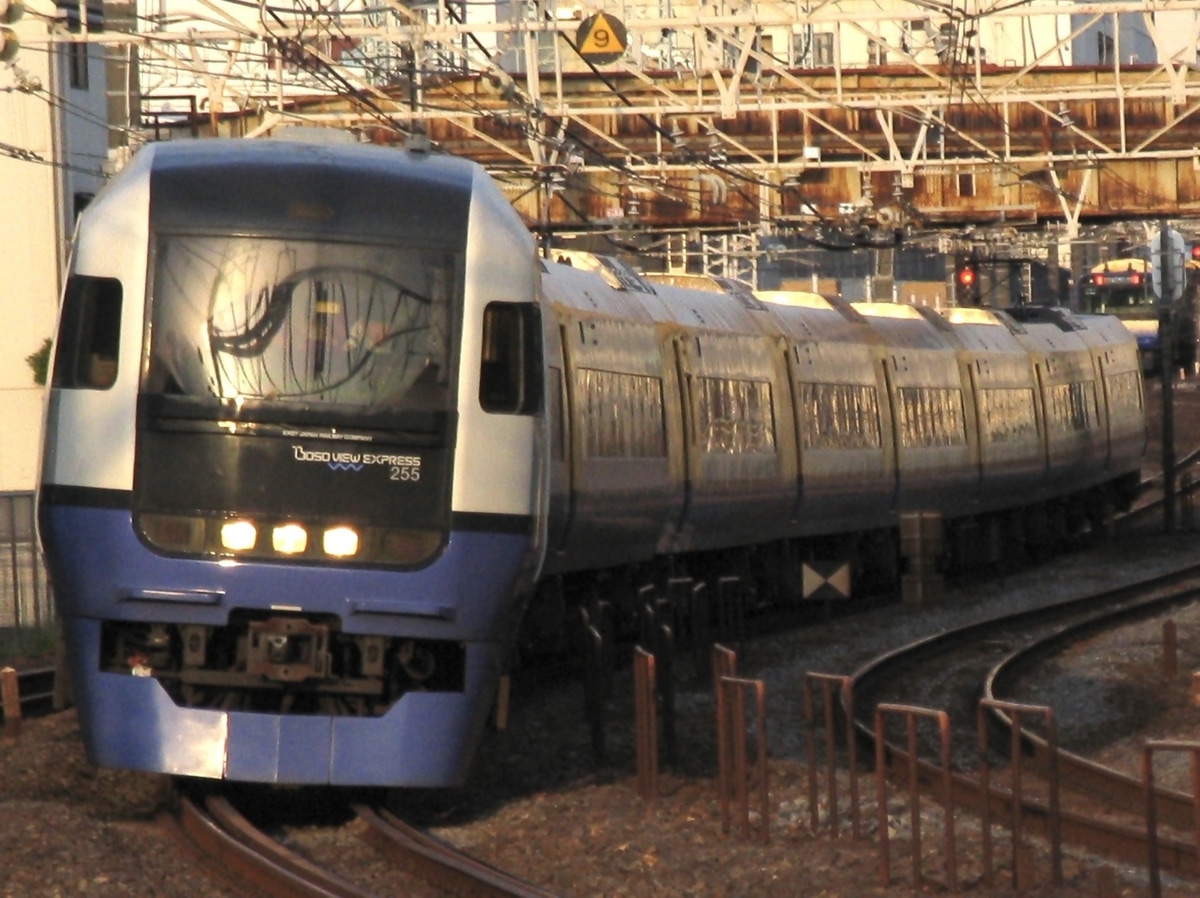 JR東日本 幕張車両センター本区 255系 マリBe03編成