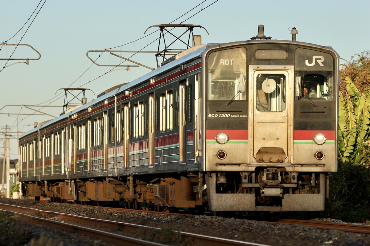 JR四国 高松運転所 7200系 R01編成