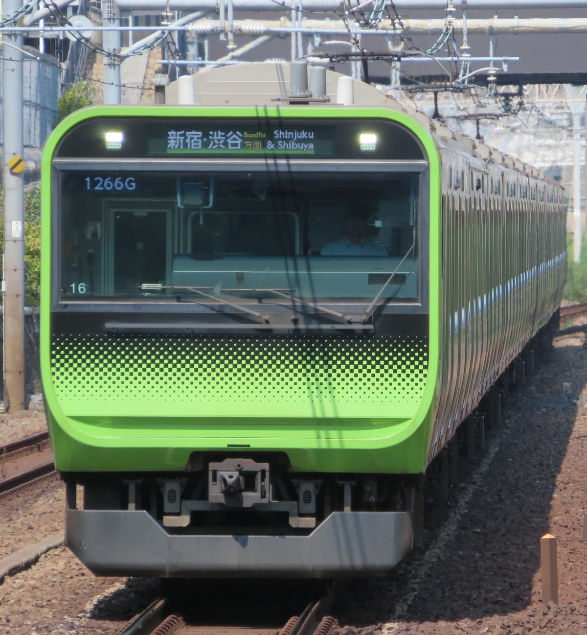 JR東日本 東京総合車両センター本区 E235系 トウ16編成