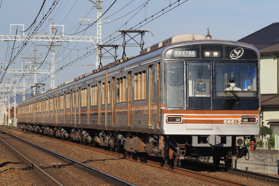 大阪メトロ66系66613F<br class="br-sp" />(66613編成)の写真