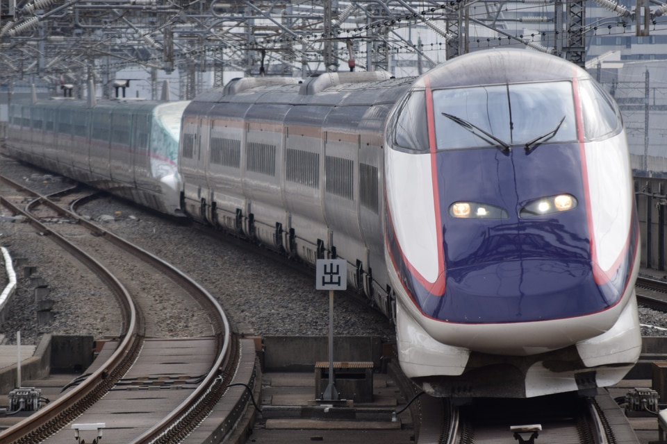 JR東E3系L68編成の写真