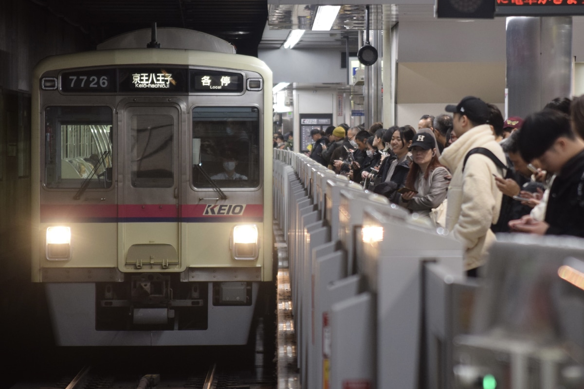 京王電鉄 若葉台検車区 7000系 7726F