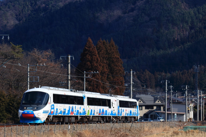 富士急行鉄道技術センター8000系8001Fを三つ峠～寿間で撮影した写真