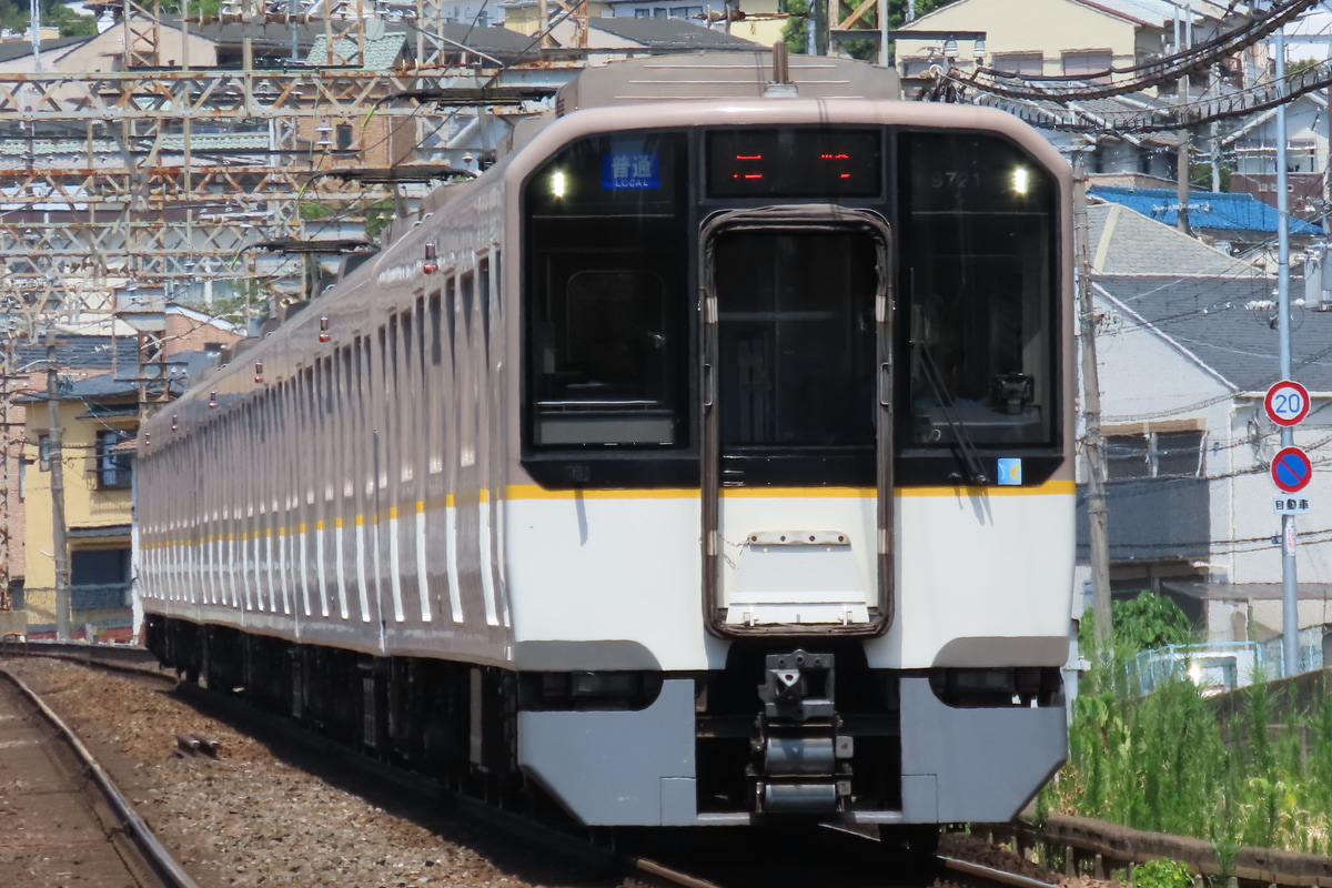 近畿日本鉄道 西大寺検車区 5820系 DH21編成