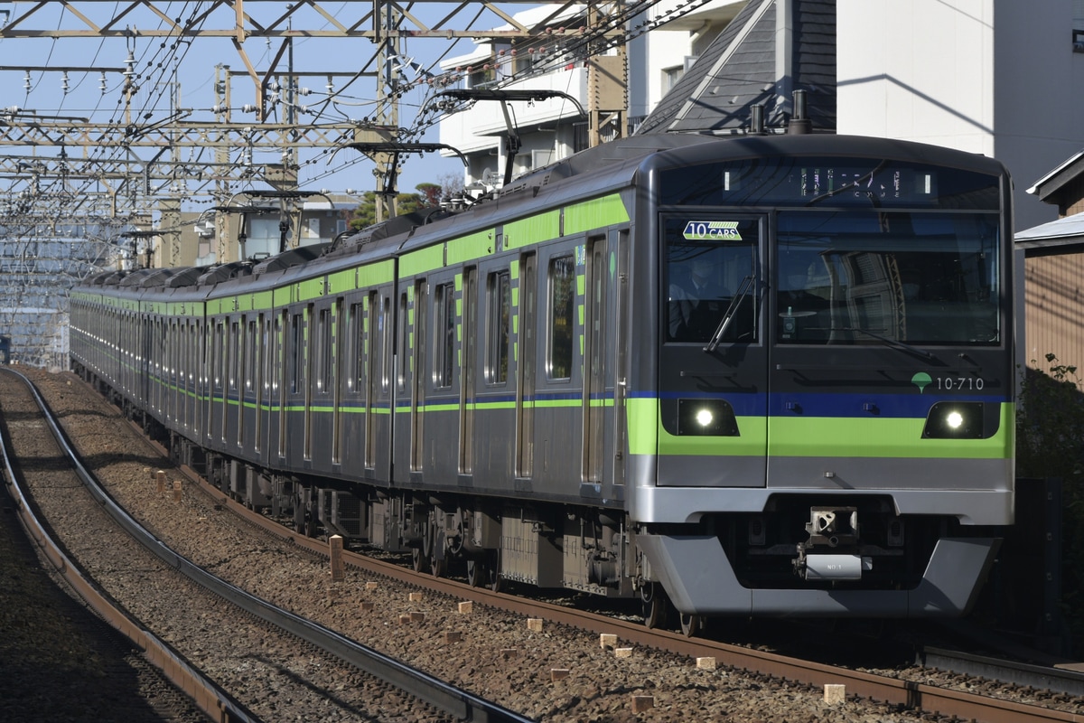 東京都交通局 大島車両検修場 10-300形 10-710編成