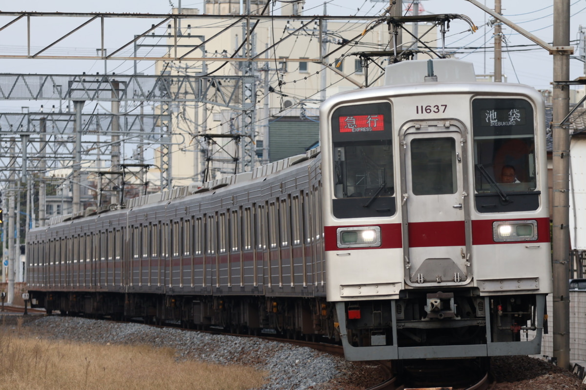 東武鉄道  10030系 11637f