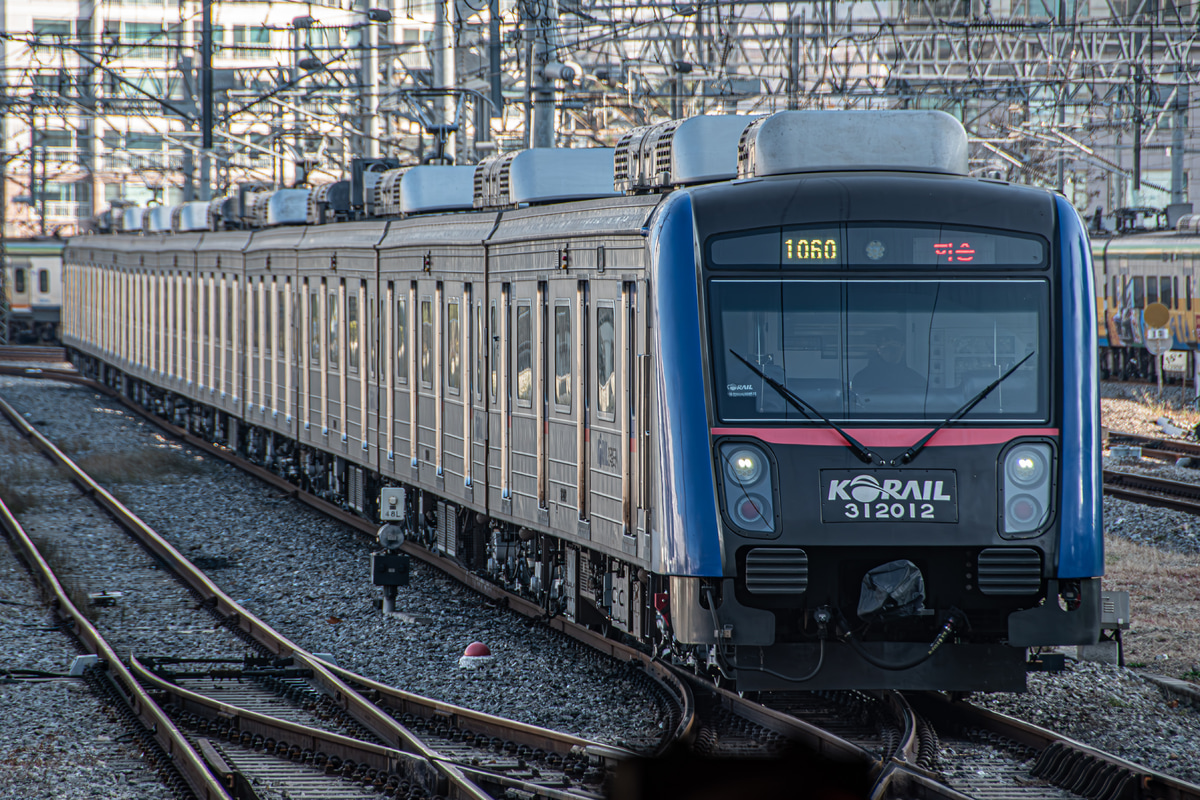 韓国鉄道公社 구로車両センター 312000系 新型車両(2022年デビュー) 312B12f