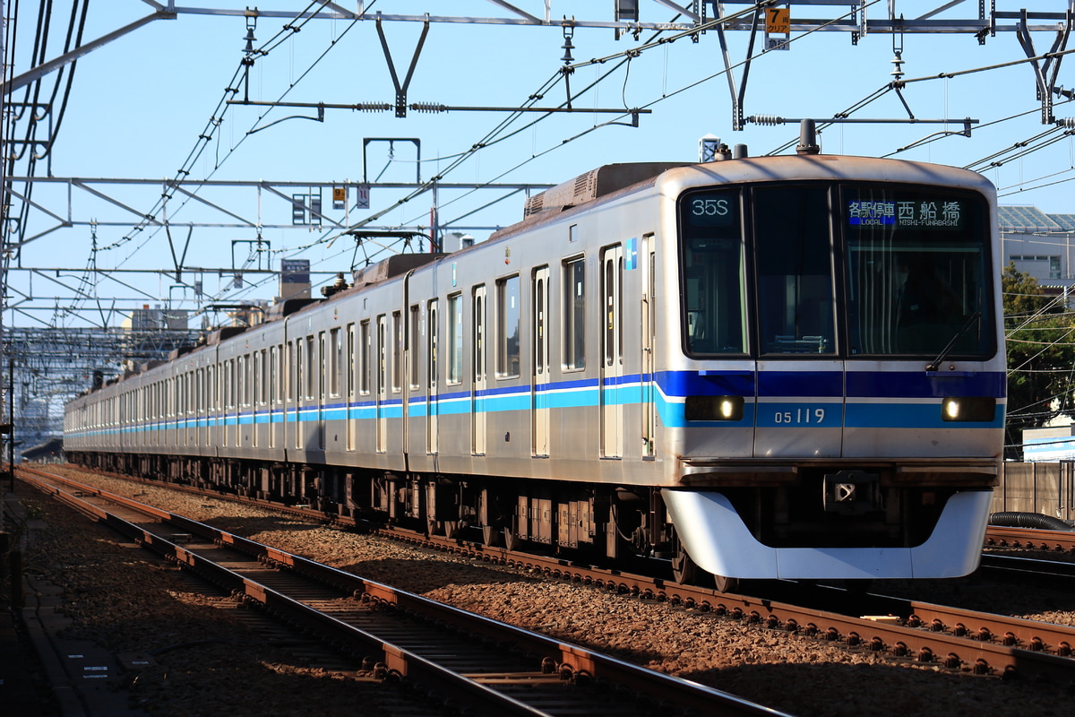 東京メトロ 深川検車区 05系 05-119F