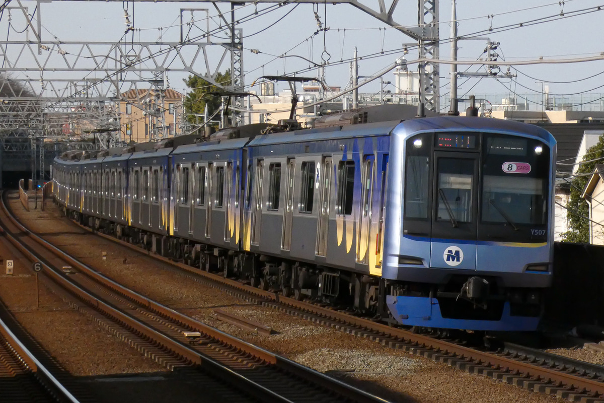 横浜高速鉄道  Y500系 Y517F