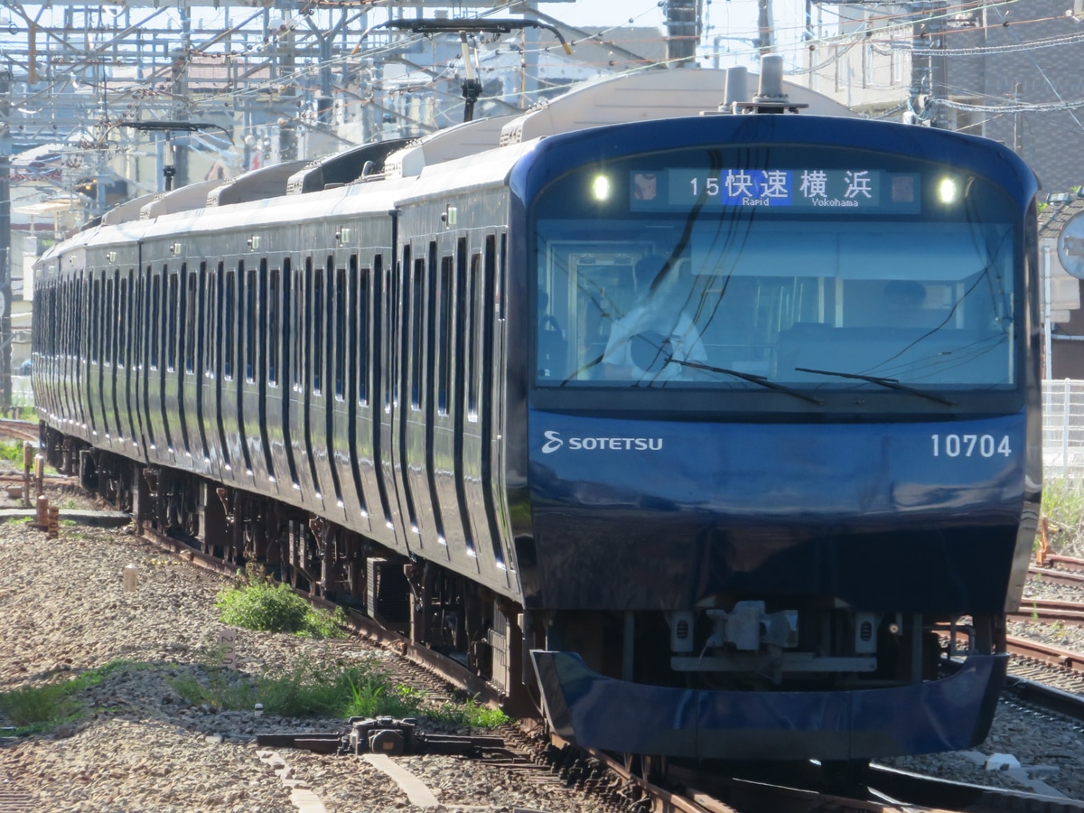 相模鉄道 かしわ台車両センター 10000系 10704×8