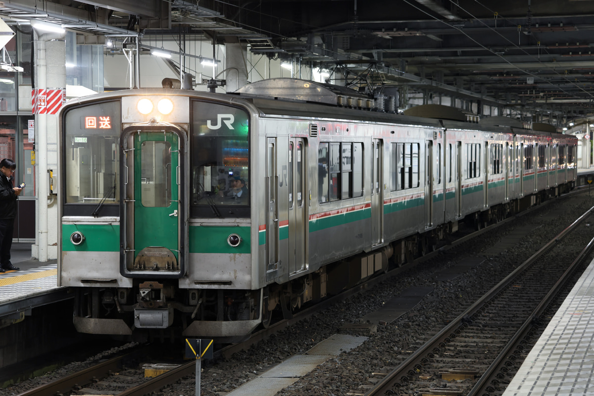 JR東日本  701系 センF4-16編成