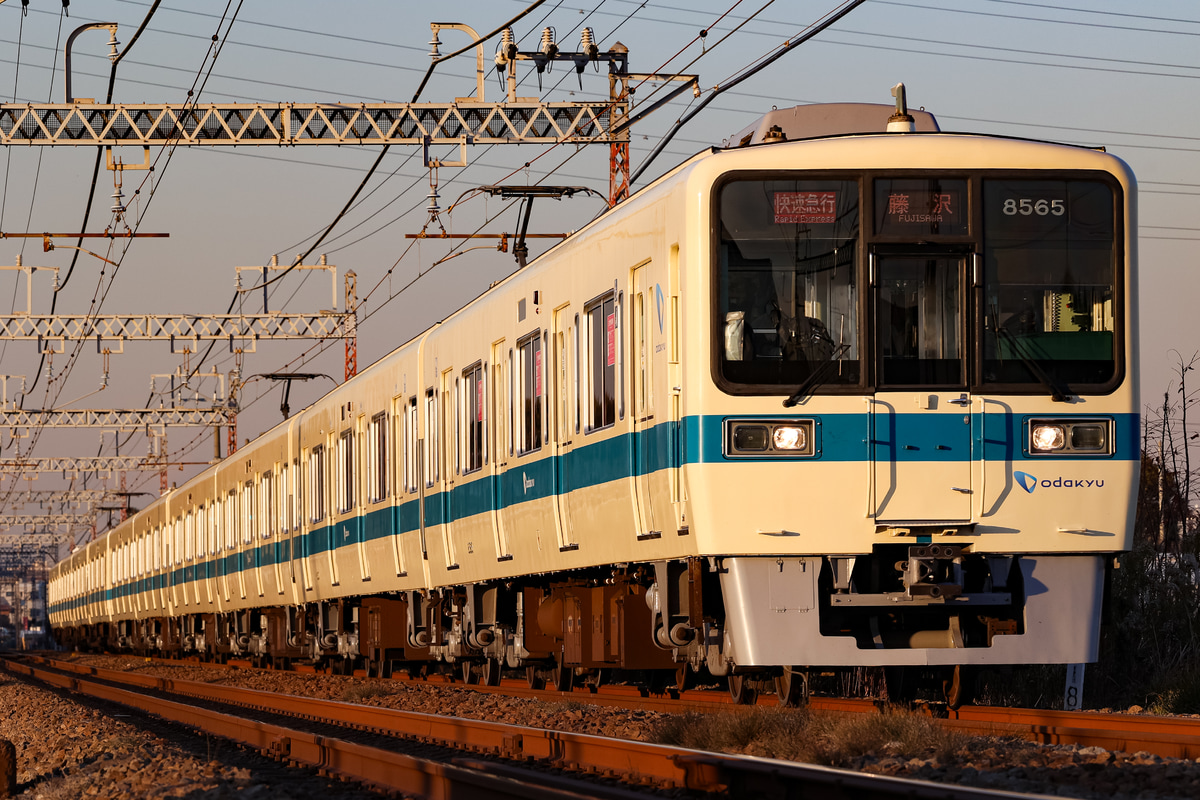 小田急電鉄  8000系 