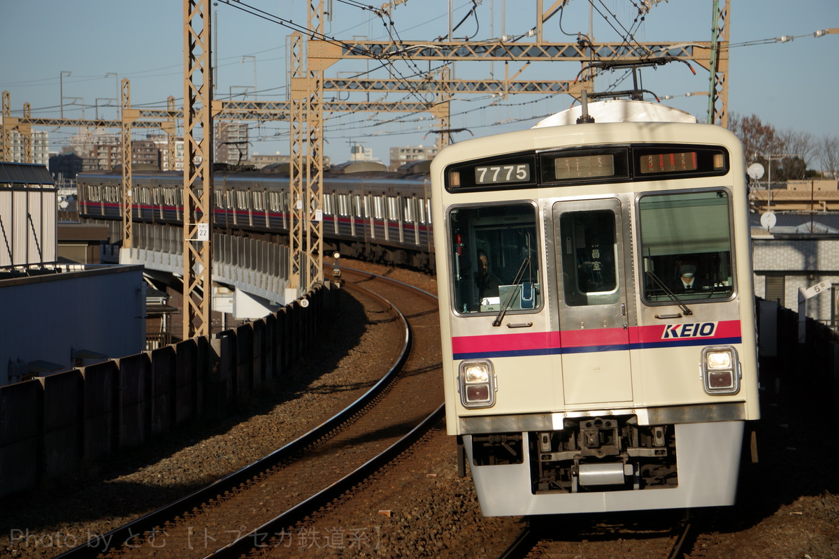 京王電鉄  7000系 7725F