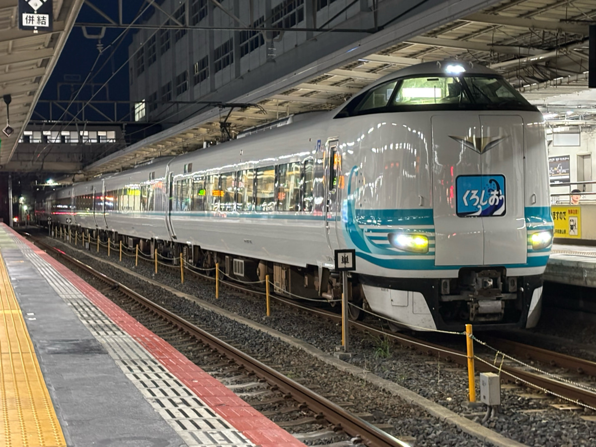 JR西日本 吹田総合車両所日根野支所 287系 クモロハ286-10