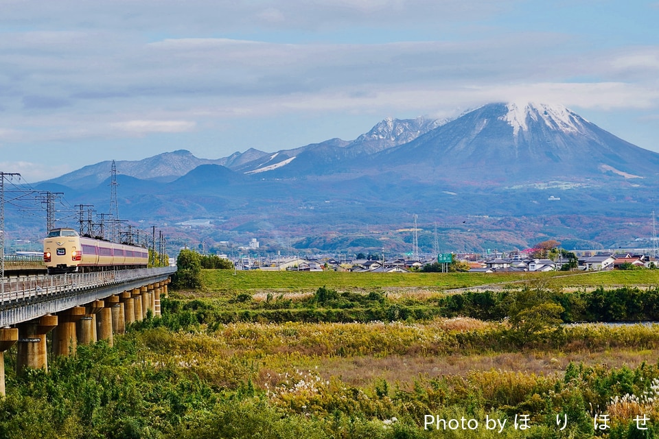 JR西700系E5編成の写真