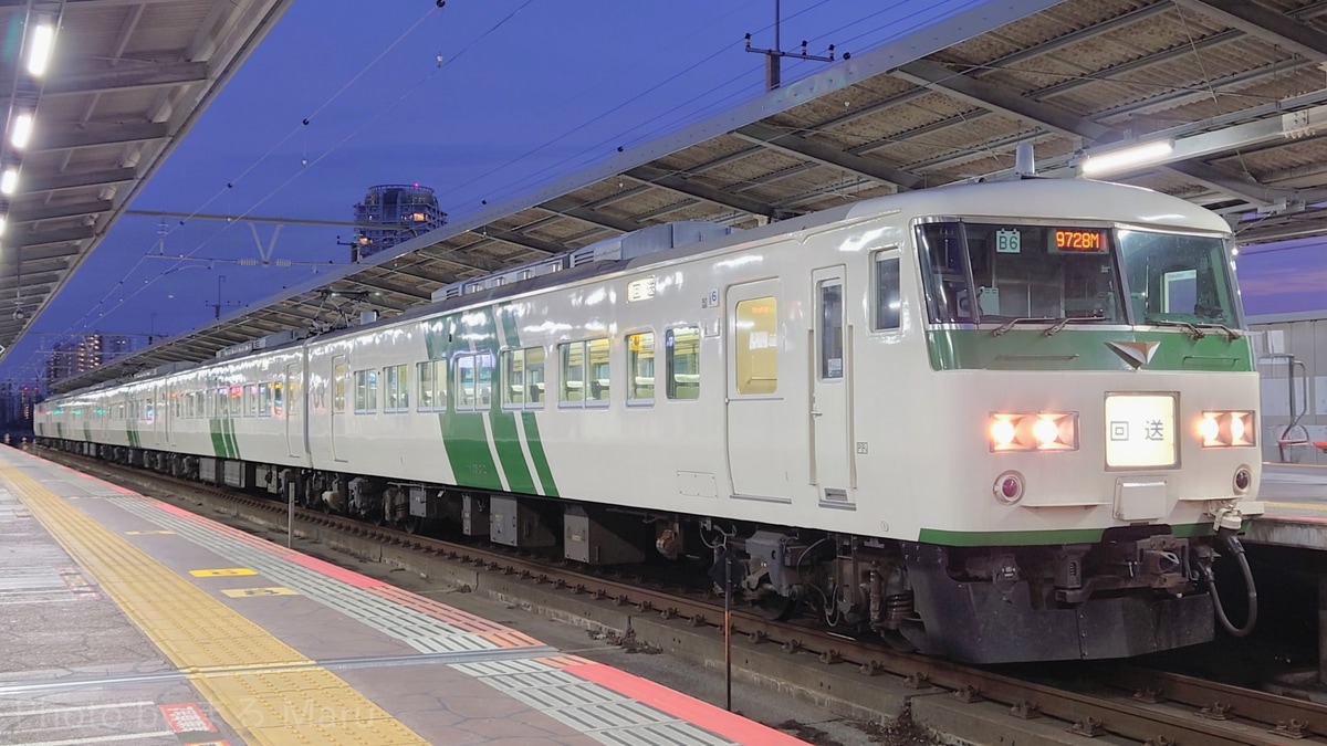 JR東日本 大宮総合車両センター東大宮センター 185系 B6編成