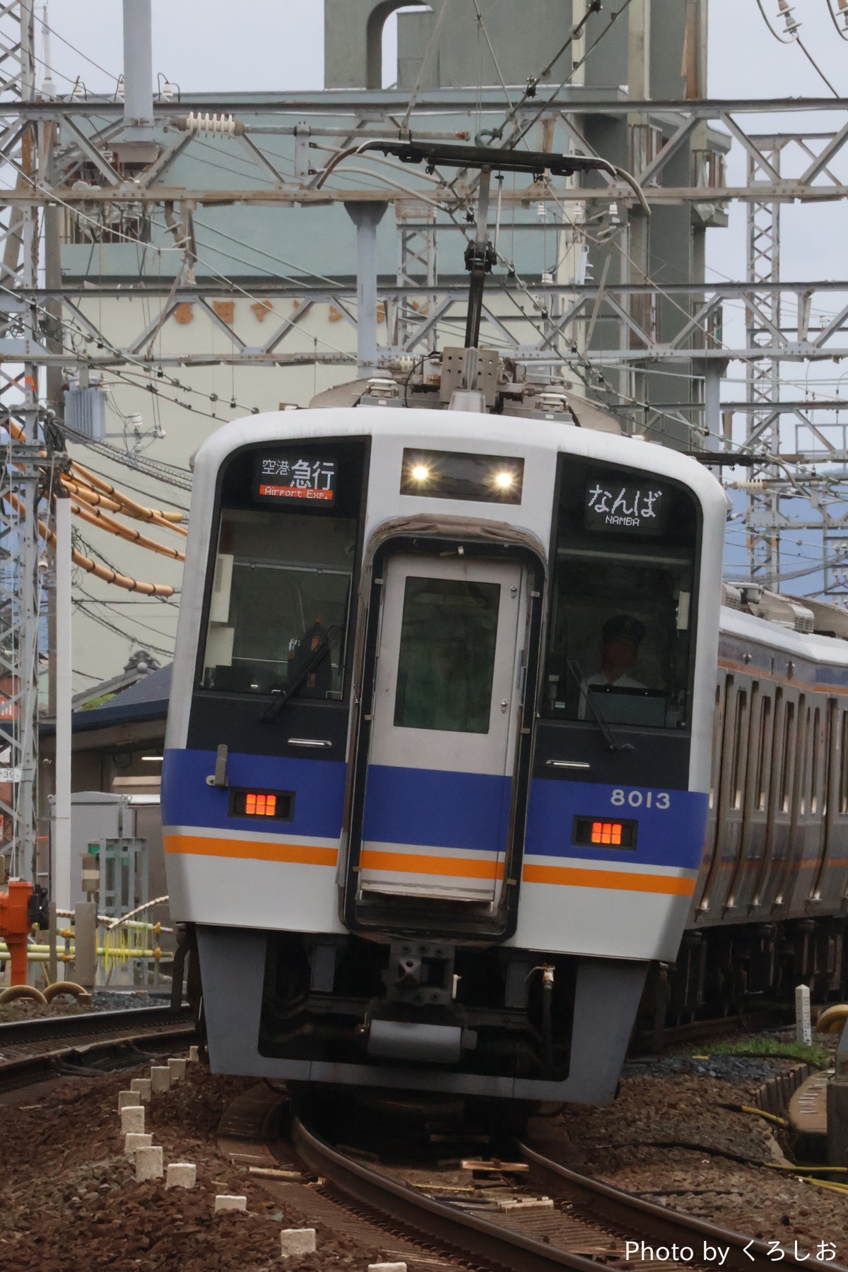 南海電気鉄道 住ノ江検車区 8000系 8013F