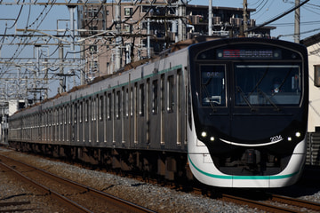東急電鉄2020系2136Fを大袋～北越谷間で撮影した画像
