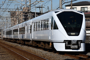 東武鉄道N100系N102Fを大袋～北越谷間で撮影した画像